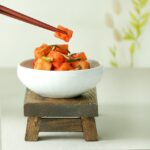 Jak uratować przesolone kimchi? 5 sprytnych sposobów na neutralizację smaku i odzyskanie fermentowanej kapusty - 5 2025