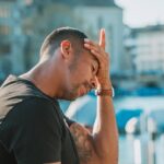 **"Grief-Tok: Jak TikTok zmienia sposób przeżywania żałoby i czy wirtualna wspólnota zastąpi tradycyjne formy wsparcia?"** - 3 2025