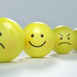 **Efekt Wertera w dobie mediów społecznościowych: Jak radzić sobie z zaraźliwością emocjonalną i budować odporność psychiczną w relacjach online?** - 5 2025