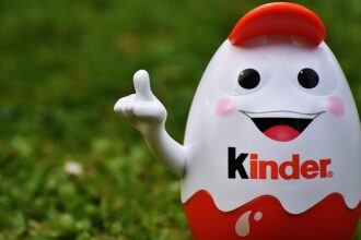 ** YouTube Kids vs. TikTok: Która platforma stanowi większe zagrożenie dla rozwoju emocjonalnego dziecka? - 11 2025