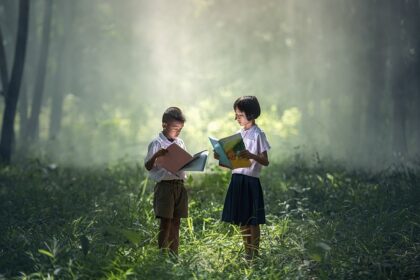Aplikacje mobilne w edukacji: Jak zmieniają sposób uczenia się? - 5 2025